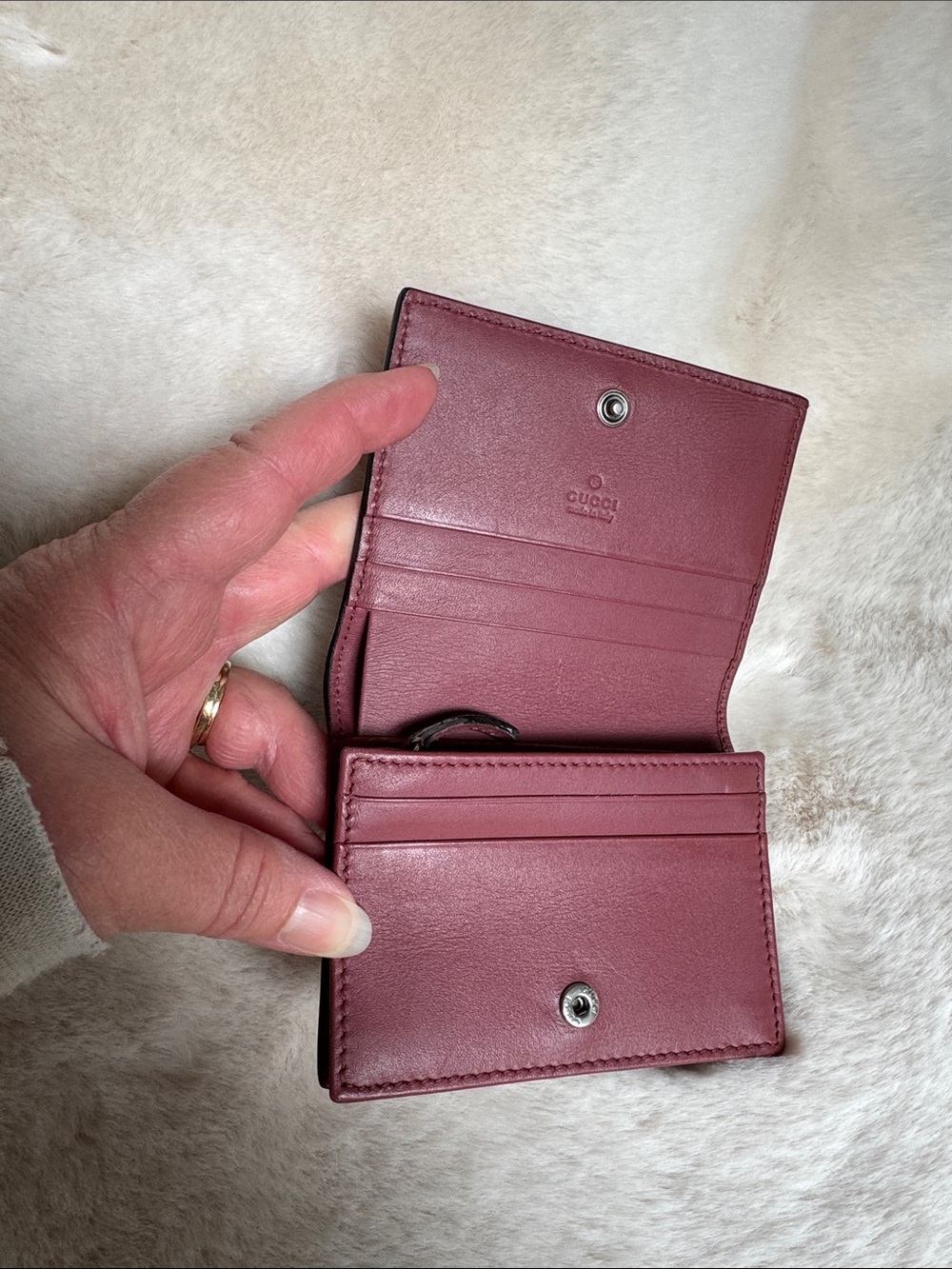 Gucci Bloom Beige Monogram Wallet with Pink Floral Print - Picture 4 of 10